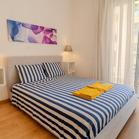 Blue Dawn Center Flat Apartment Ларнака Екстериор снимка