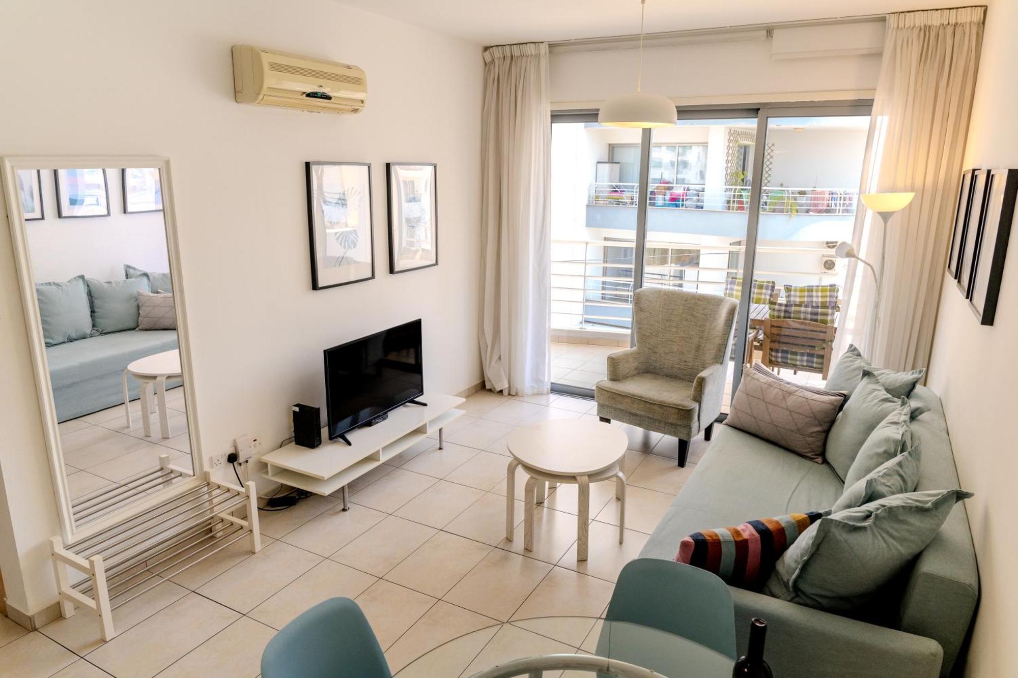 Blue Dawn Center Flat Apartment Ларнака Екстериор снимка