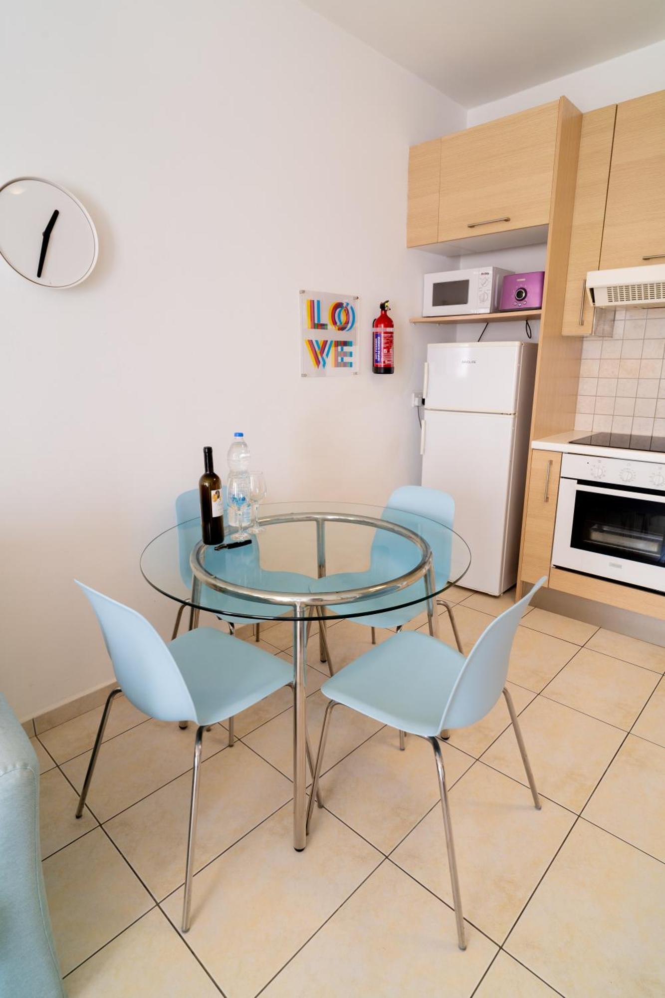Blue Dawn Center Flat Apartment Ларнака Екстериор снимка